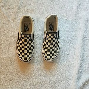 Black and white checkered design